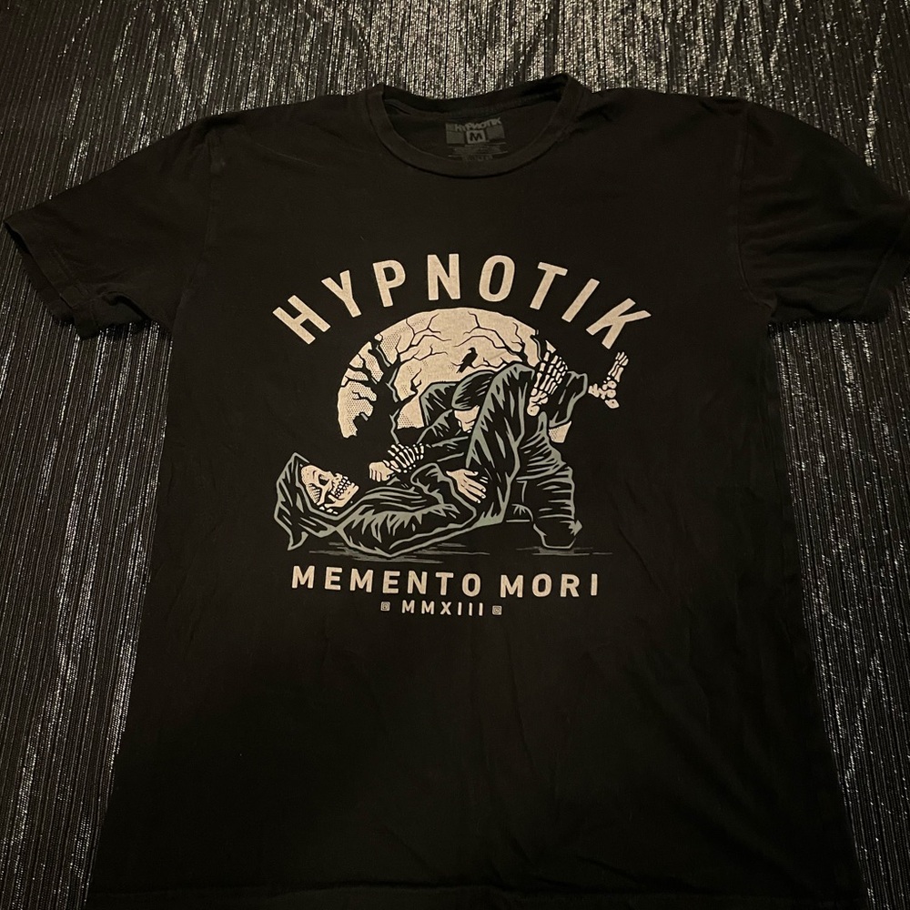 Hypnotik Memento Mori Jujutsu T-shirt